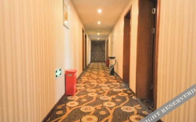 Zhongcheng Business Hotel