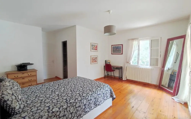 Villa - Pool - 3 Bedrooms - Garden
