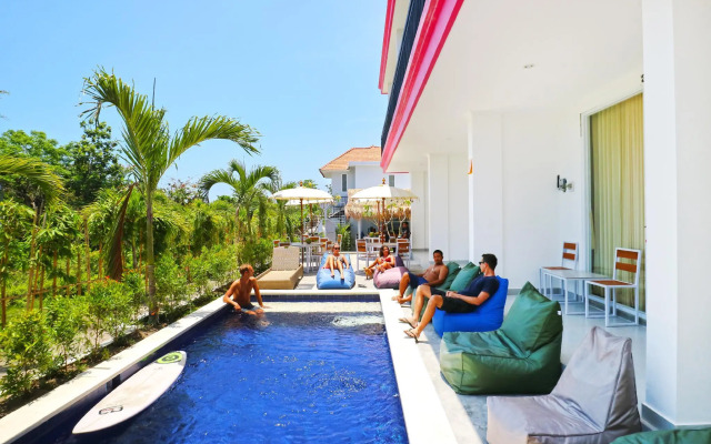 Margarita Surf Hostel Canggu