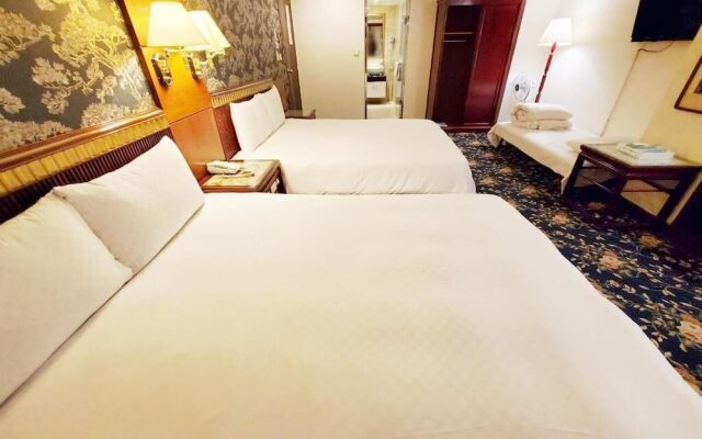 Kiwi Hotel MRT Wenxin Branch (Feng Chia Branch 1)