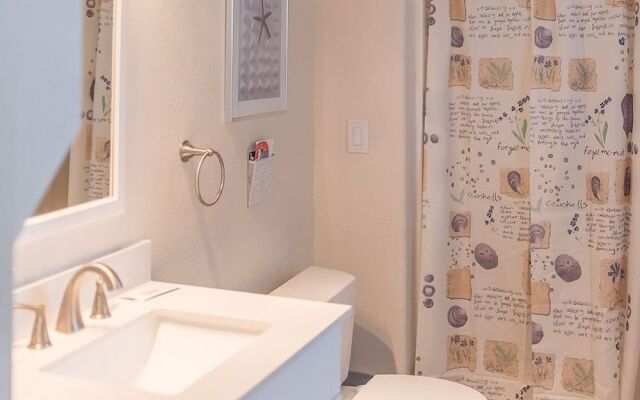 Whispering Siesta 1331 by RedAwning