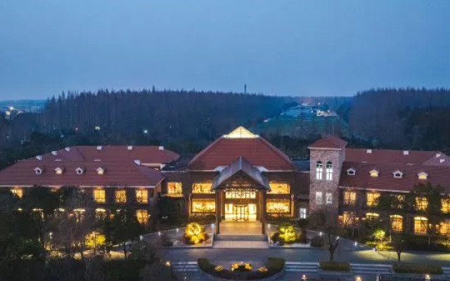 Flower Lux·Chongming Forest Resort Hotel