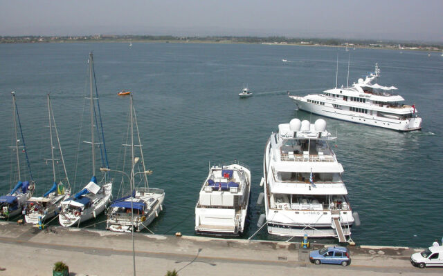 Ortigia Cameraconvista B&B