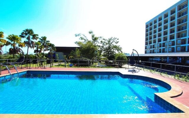 Grand Holiday Residence