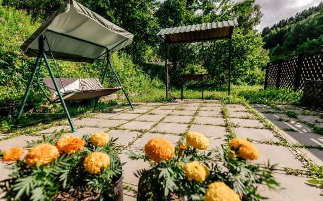 Гостевая усадьба Златогор