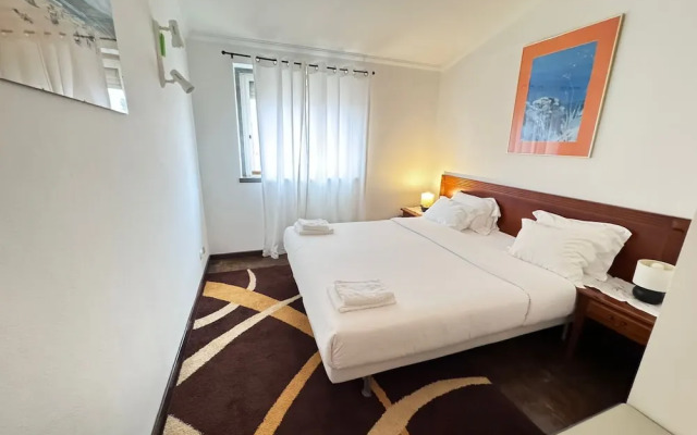 The Pearl - Cascais Guest House - City & Beach