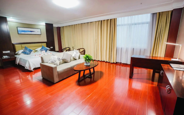 Golden Times Holiday Hotel