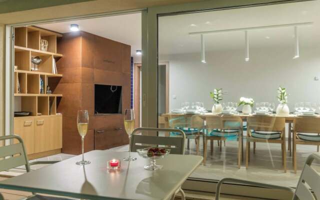 Beautiful Home in Plomin With Jacuzzi, Wifi and 1 Bedrooms