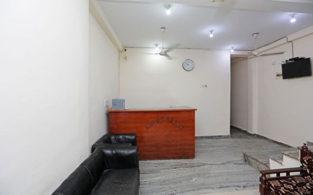 Gulshan Deluxe by OYO Rooms