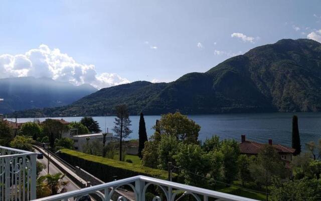 Hotel Lario