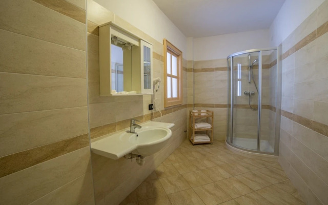 Hotel Caminetto Mountain Resort