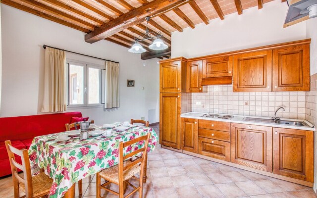 Corbezzola,Family Apt With Pool Near Volt