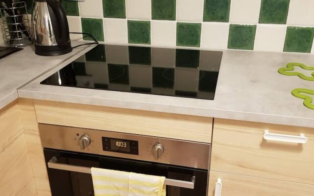 Near Train Station Apartment