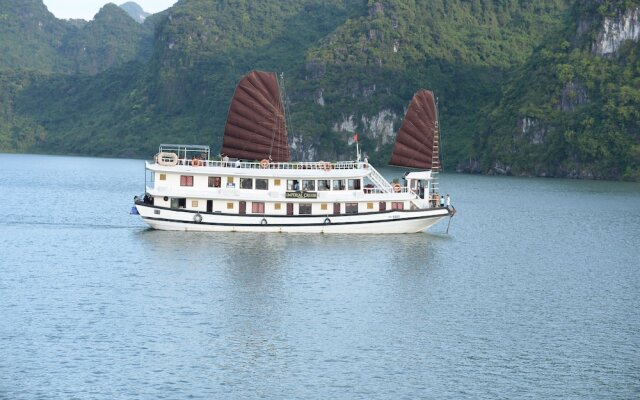 Imperial Classic Cruise Halong