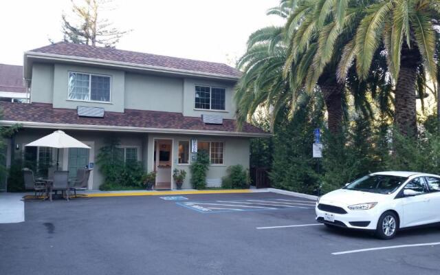 Marin Lodge