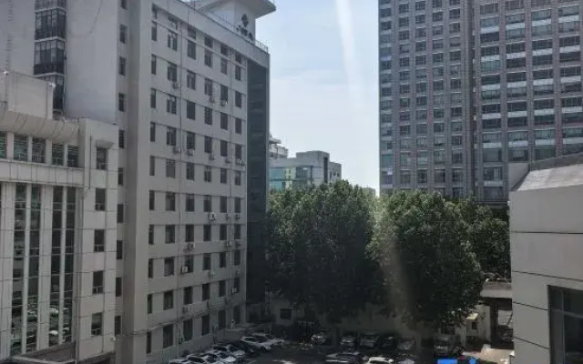 Home Inn·neo (Jinan Baotu Spring Jingwu Road Branch)