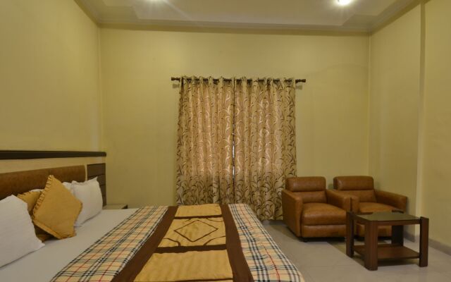 Hotel Sarovar Regency