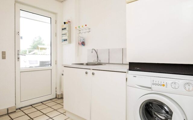 10 Person Holiday Home in Blavand