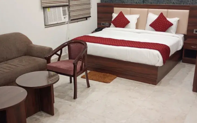 Hotel ECG Grand Inn