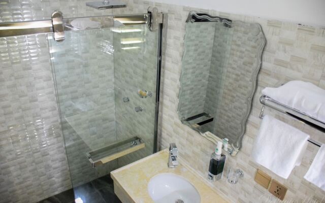 Dellagio Hotel