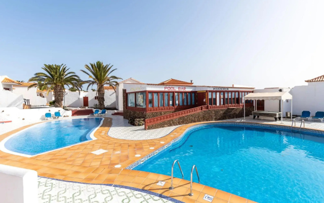 Bungalows Castillo Club Lake