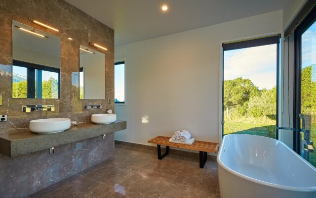 Glenburn Coastal Retreat