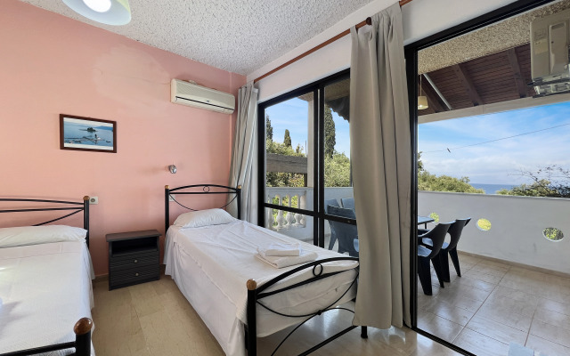 Andromaches Holiday Apartments