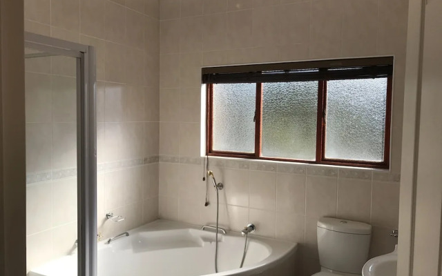 Clarens Butterfly Beds Villa