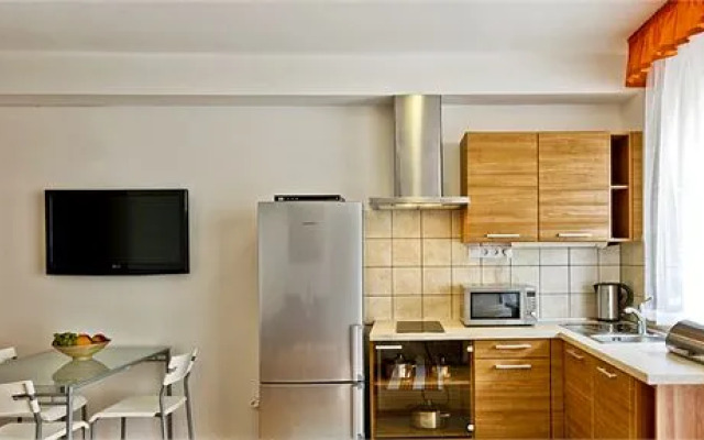 Corvin Lux Aparthotel