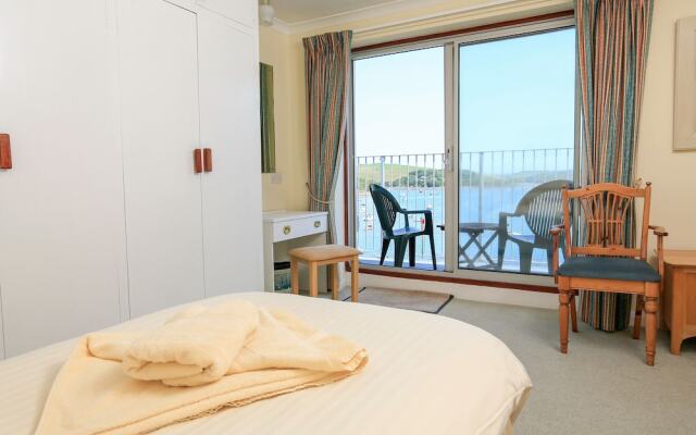 32 the Salcombe