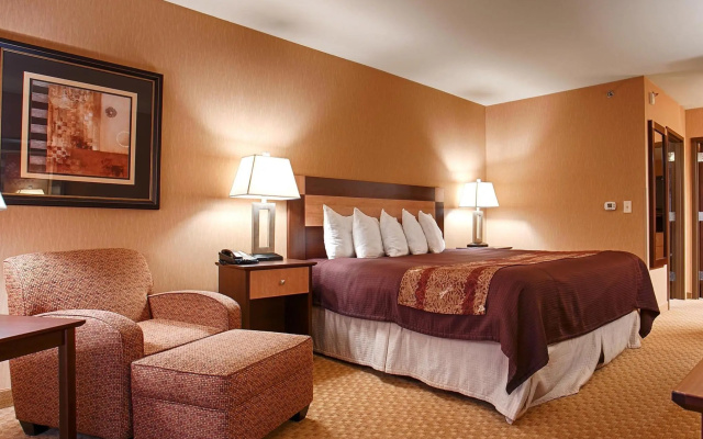 Best Western Crandon Inn & Suites