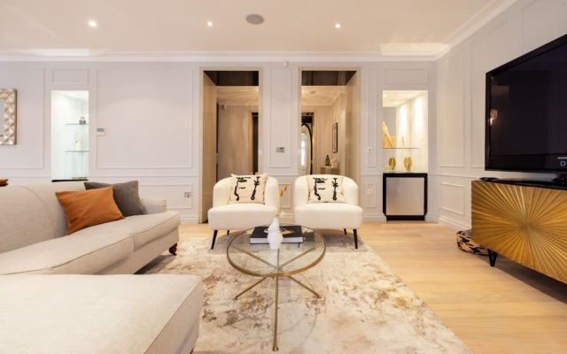The Mayfair Arms - Modern & Bright 2BDR Apartment