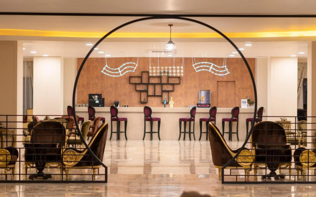 Siam Elegance Hotels & Spa - фото 2