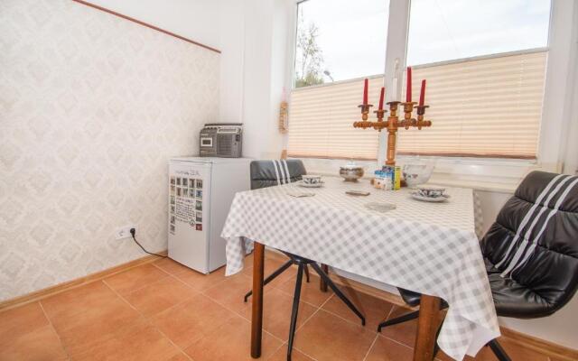 Karostas pludmales apartmenti 80-90 gadu stilā