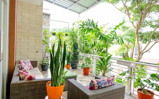 OYO 2376 Tiara Residence Syariah