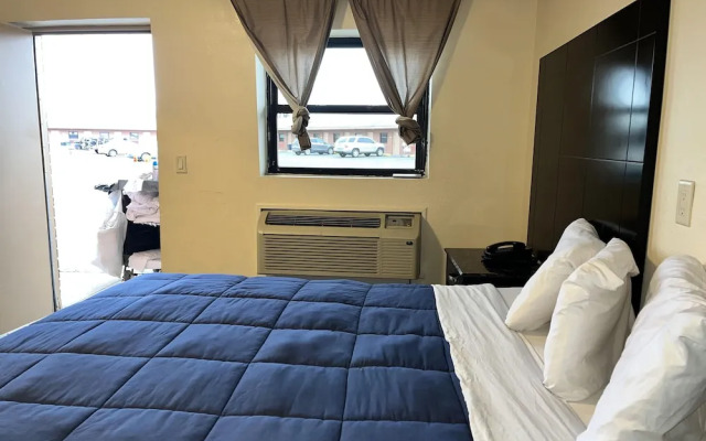 Circle Motel Lodge