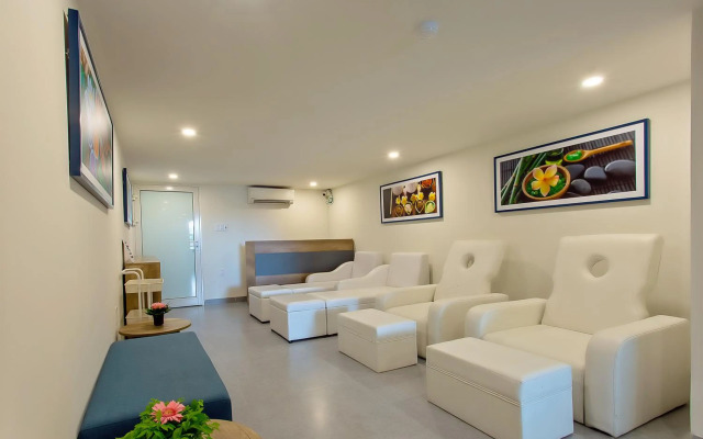 Aurora Riverside Hotel and Spa