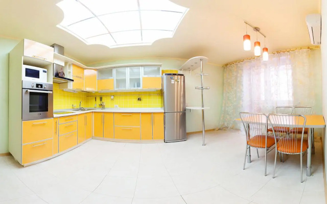 Апартаменты на улице 70 лет Октября 16/4