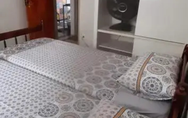 Minha Casa, Seu Hostel