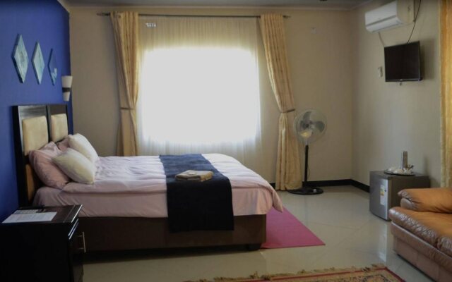 Royal Olympia Lodges and Safaris