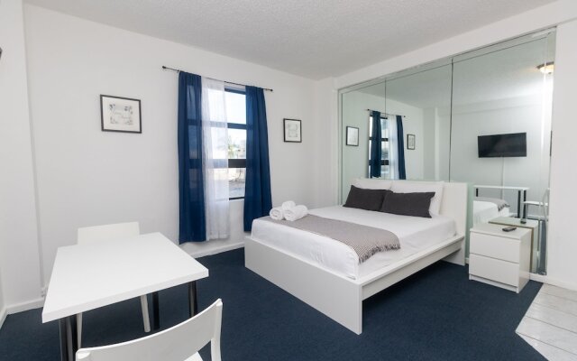 306 Studio Hollywood Beach