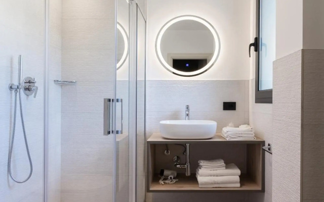 Renzo Hotel