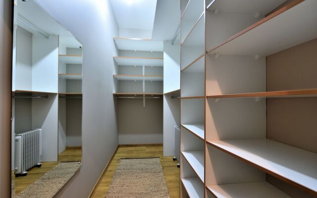 Апартаменты BELLE на Итальянской