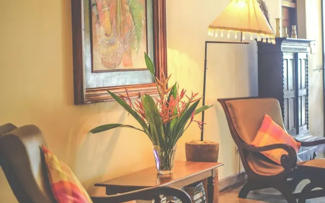 South Point Villa - Whole Villa (Sleeps 6)