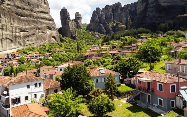 Fani's House Under Meteora