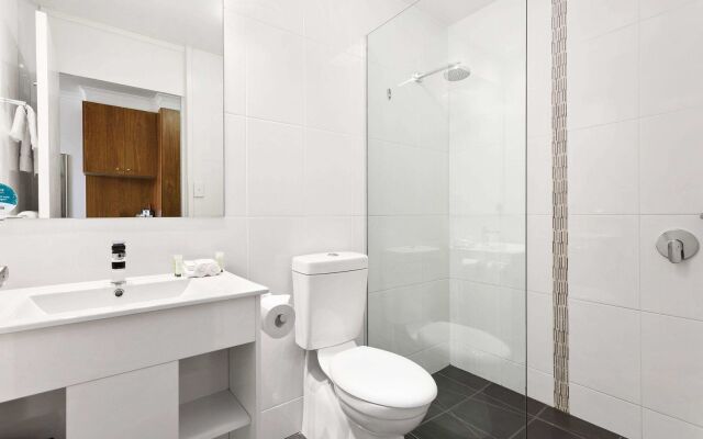 Bayside Geelong Hotel & Apartments, an Ascend Collection Hotel