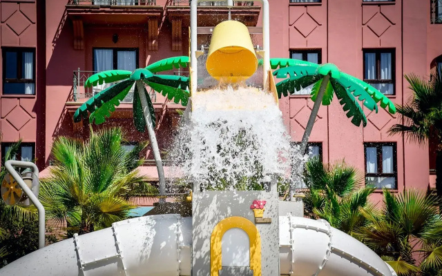 Playacanela Hotel