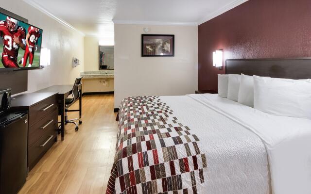 Red Roof Inn & Suites Commerce - Athens
