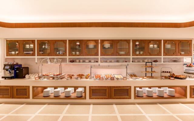 Aurika, Mumbai International Airport