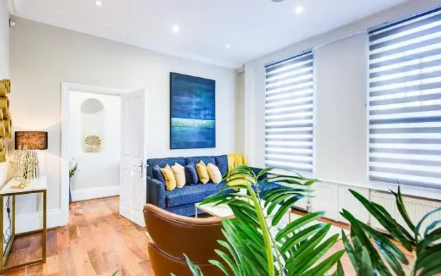 Hybrid Resi - Battersea